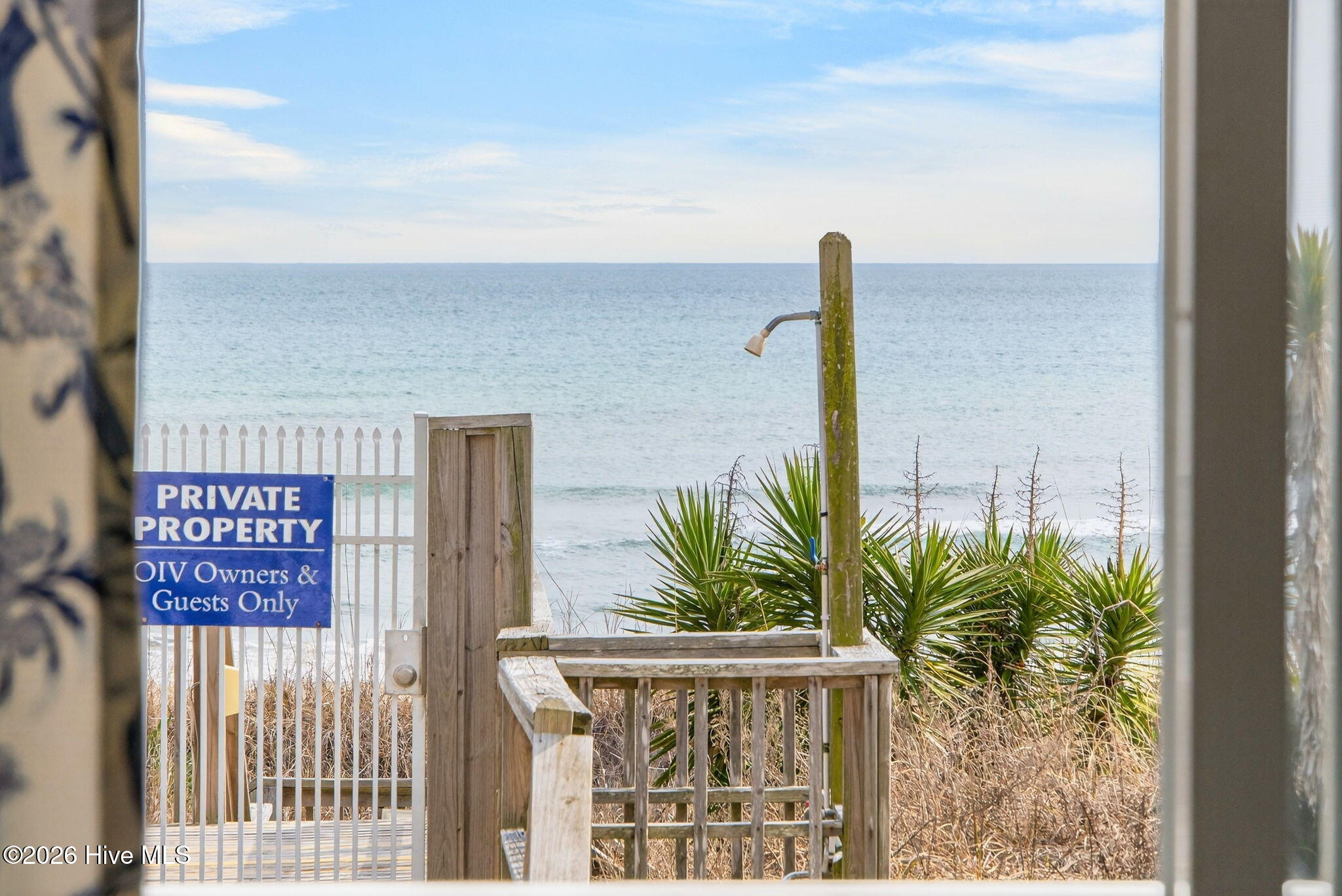 100557808 | Photo 32