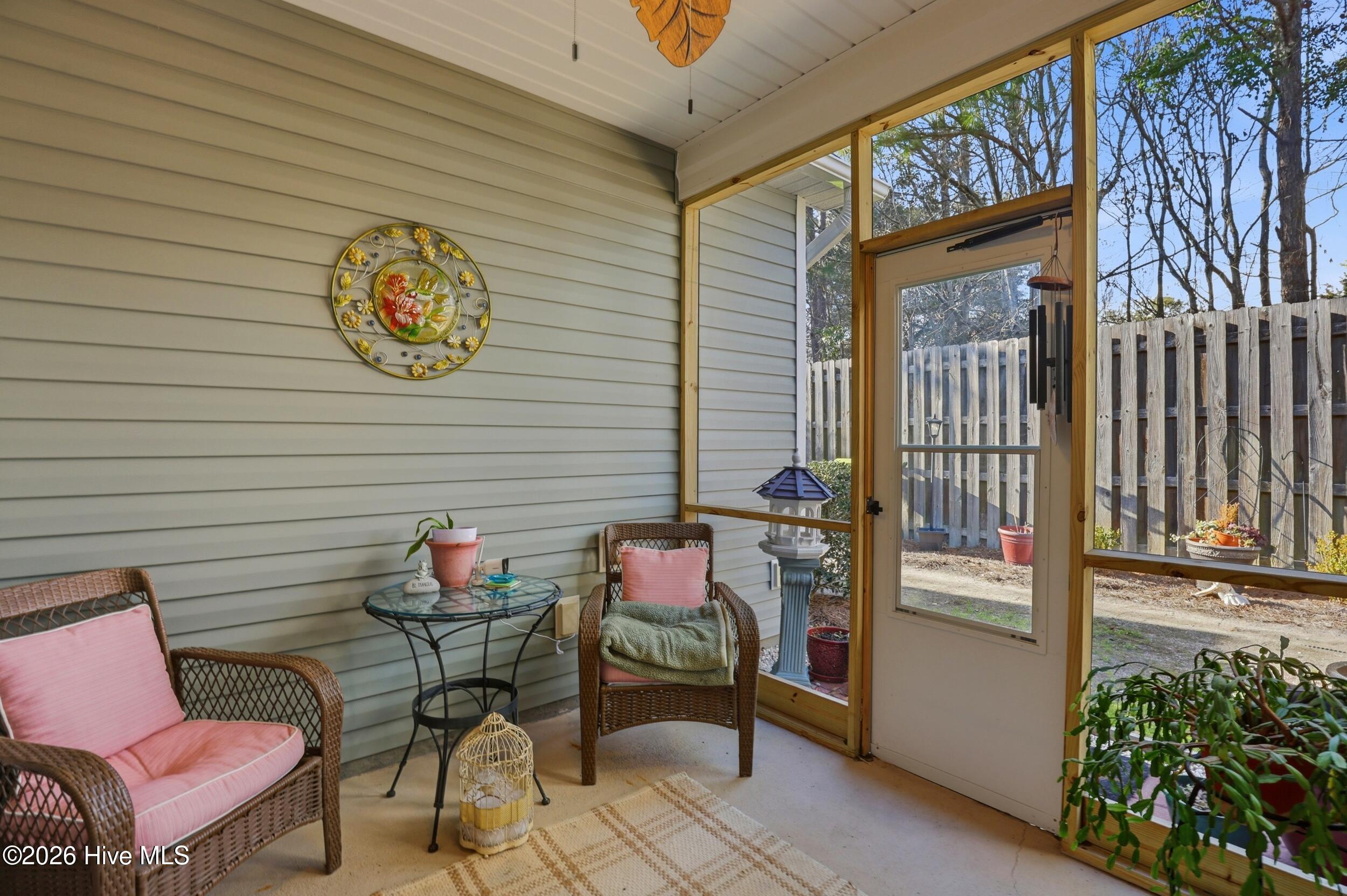 100559170 | Photo 29