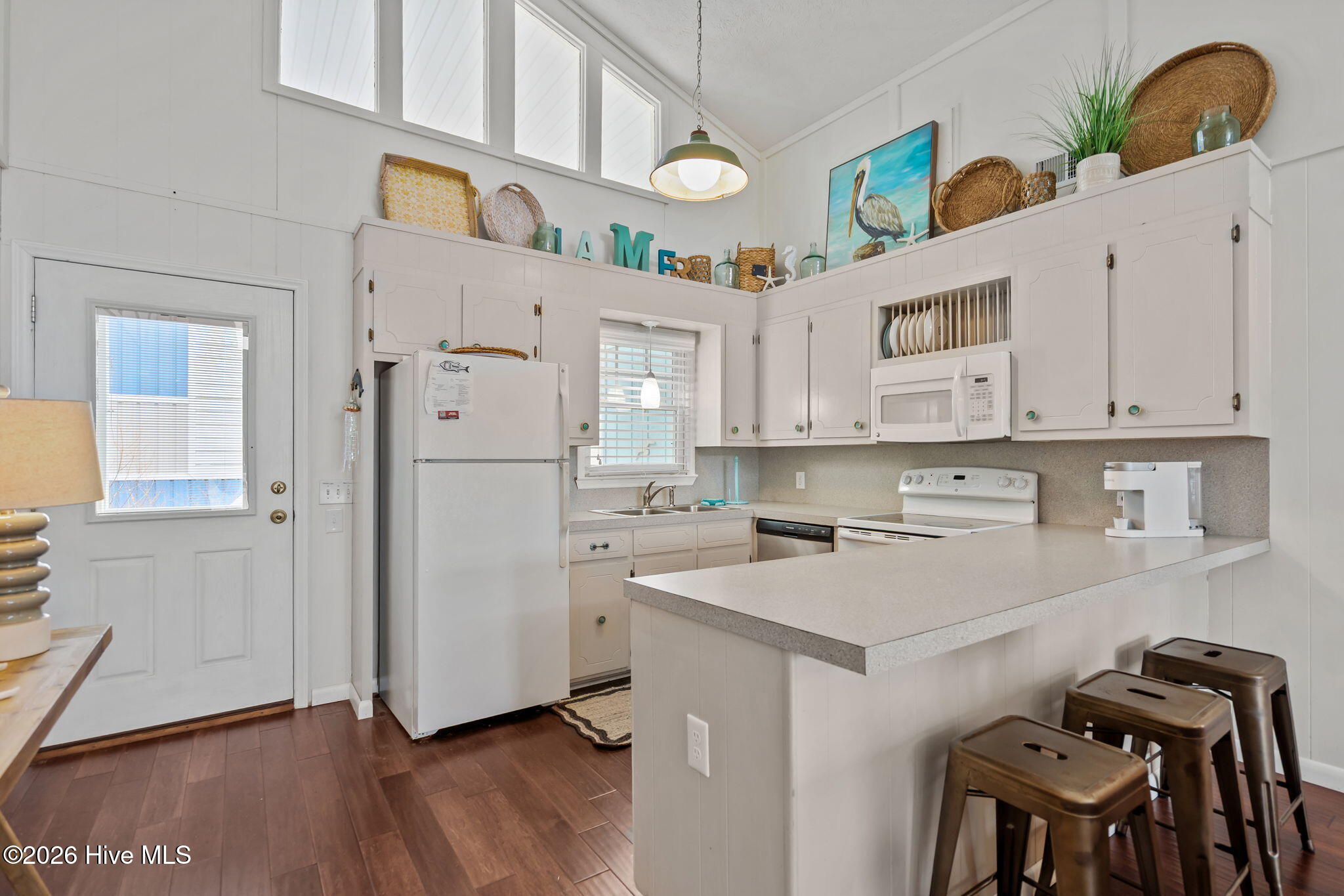 100543033 | Photo 22