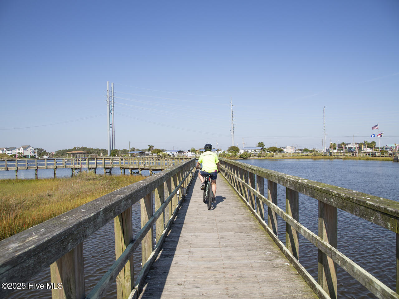 100505726 | Photo 45