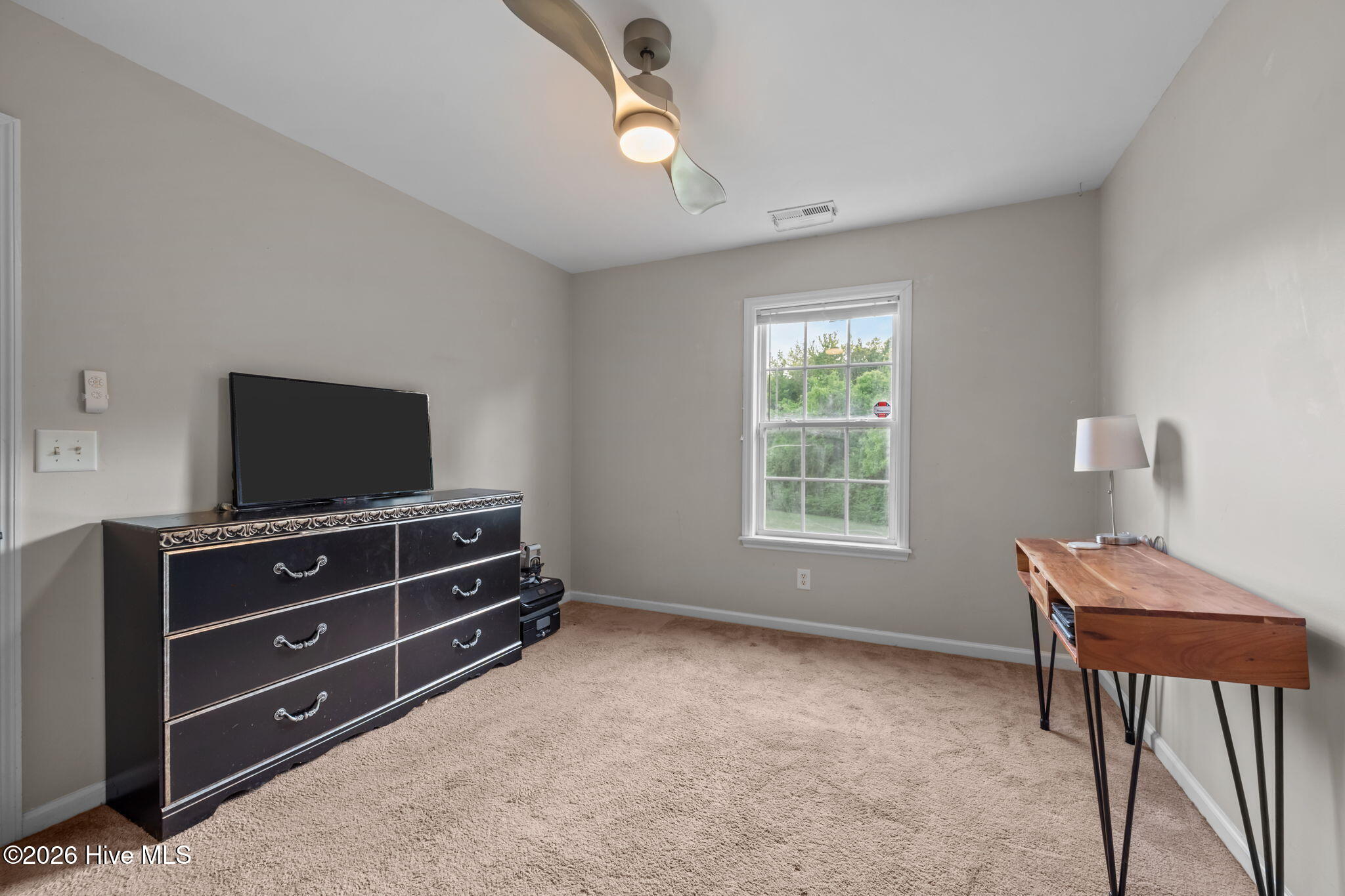 100567671 | Photo 49