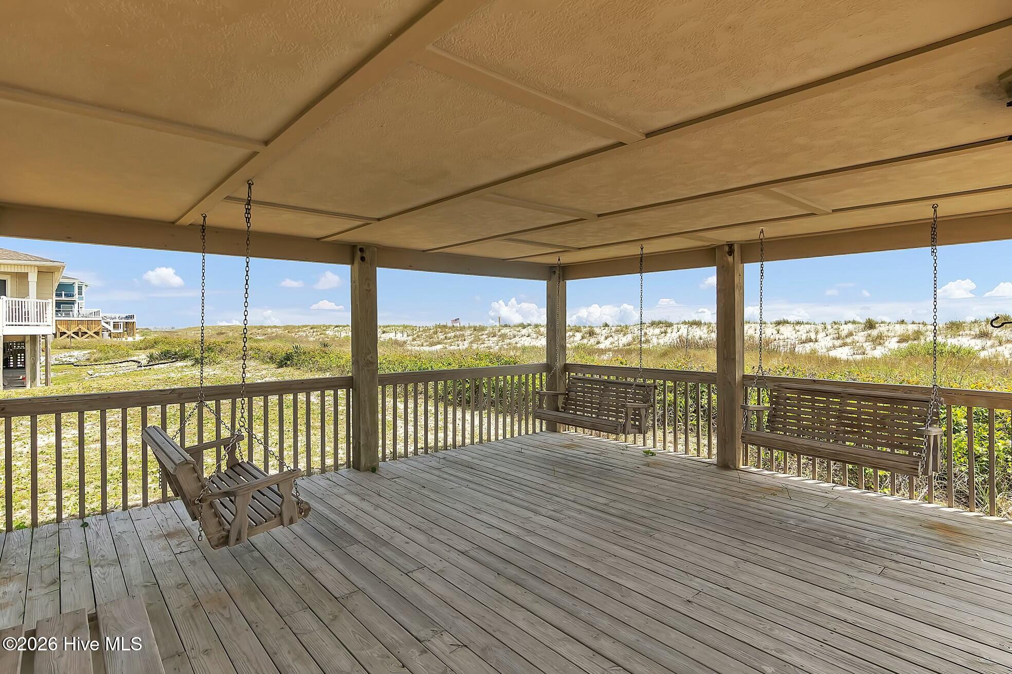 100549270 | Photo 57