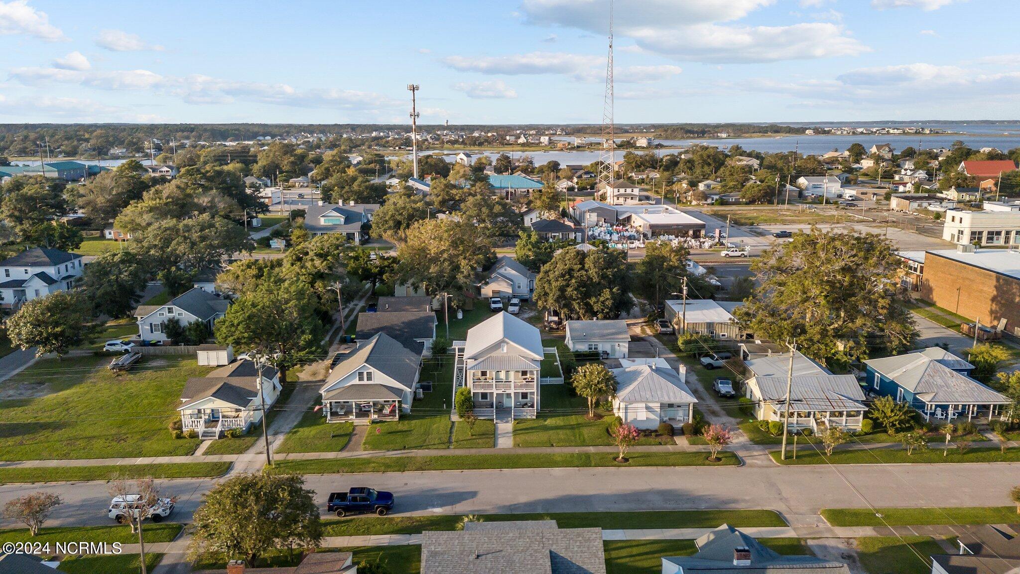 1406 Evans Street B,Morehead City