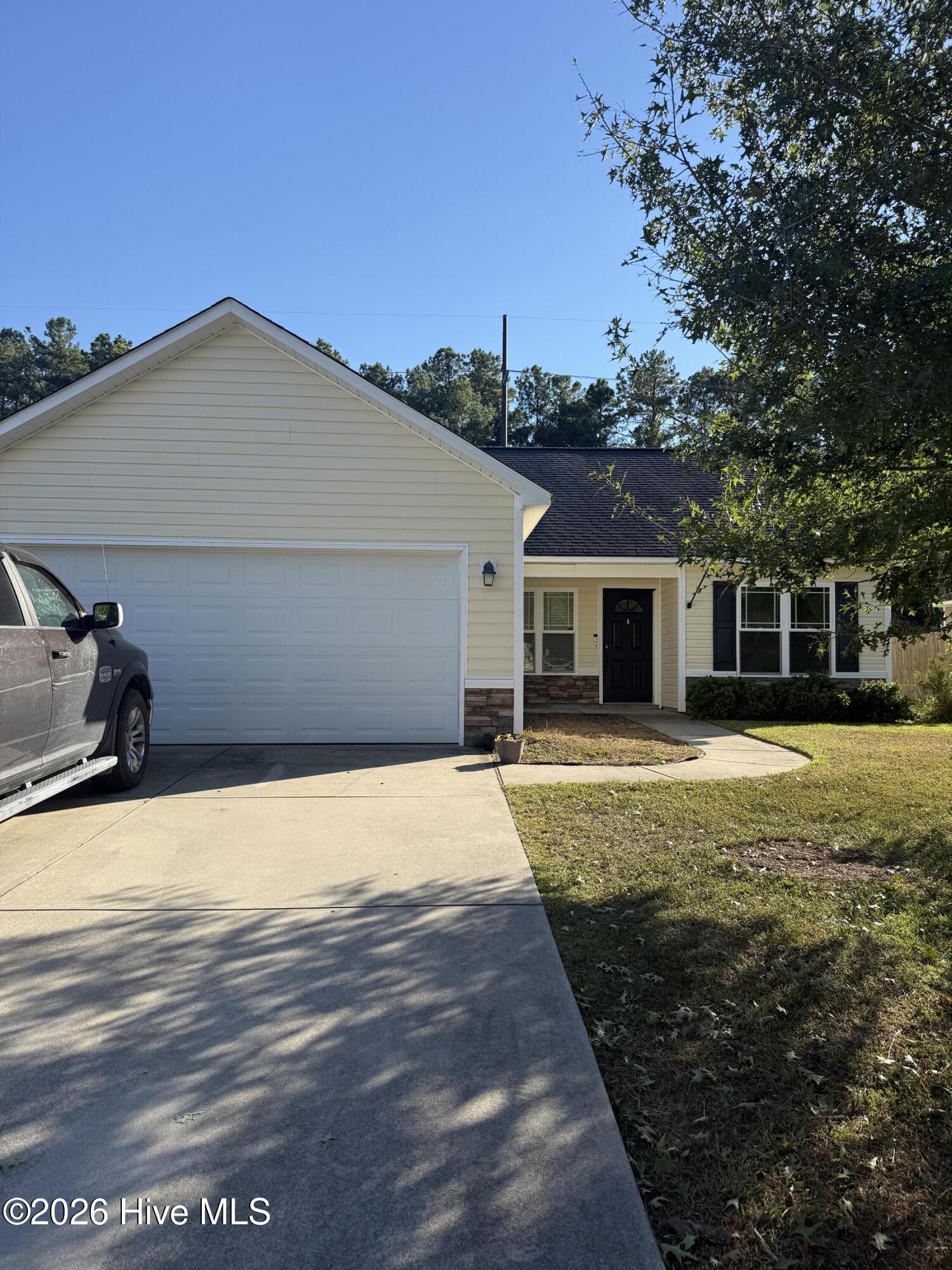 Photo 2 of Single family home for sale at 110 Midyette Ave, New Bern, NC 28560 | MLS# 100607065 | Listing updated on 2026-09-30