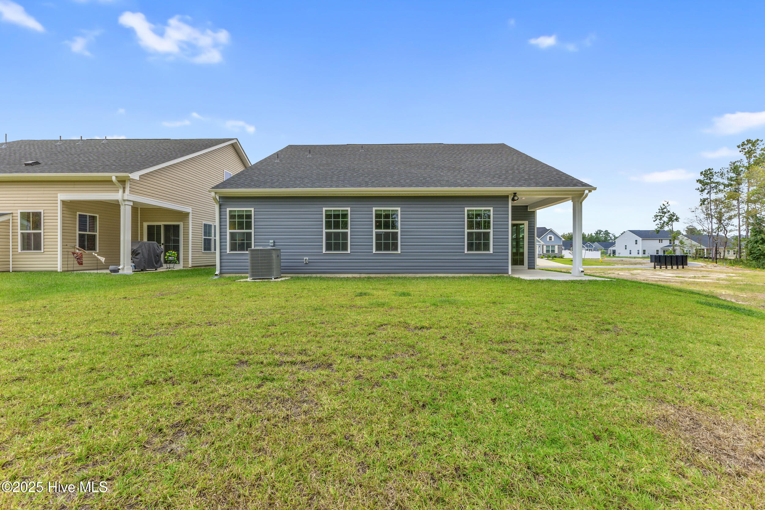 100530232 | Photo 25