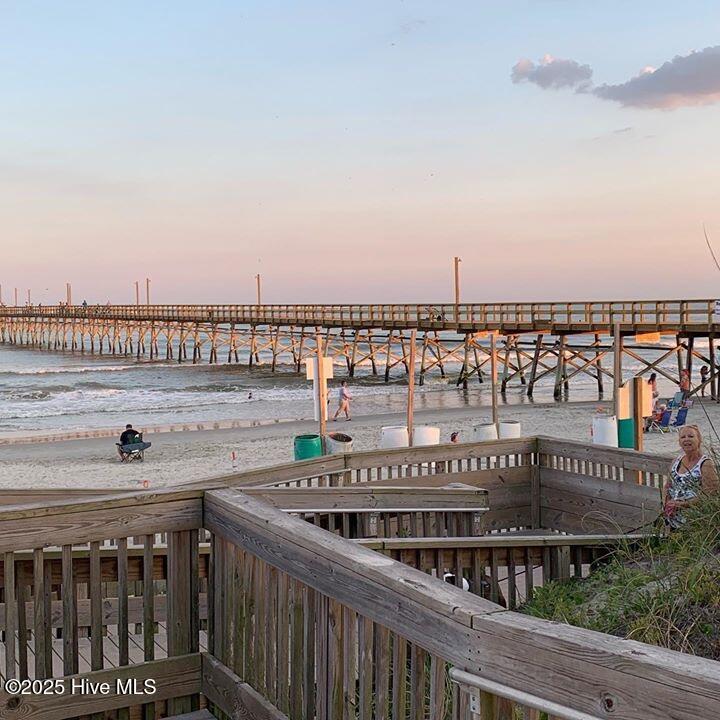 100551288 | Photo 47