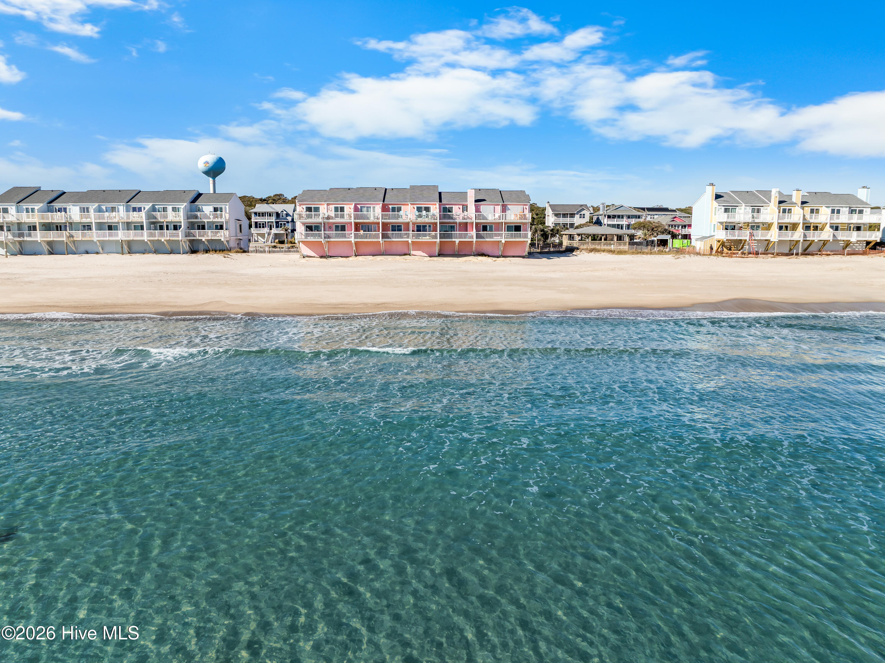 100550071 | Photo 36