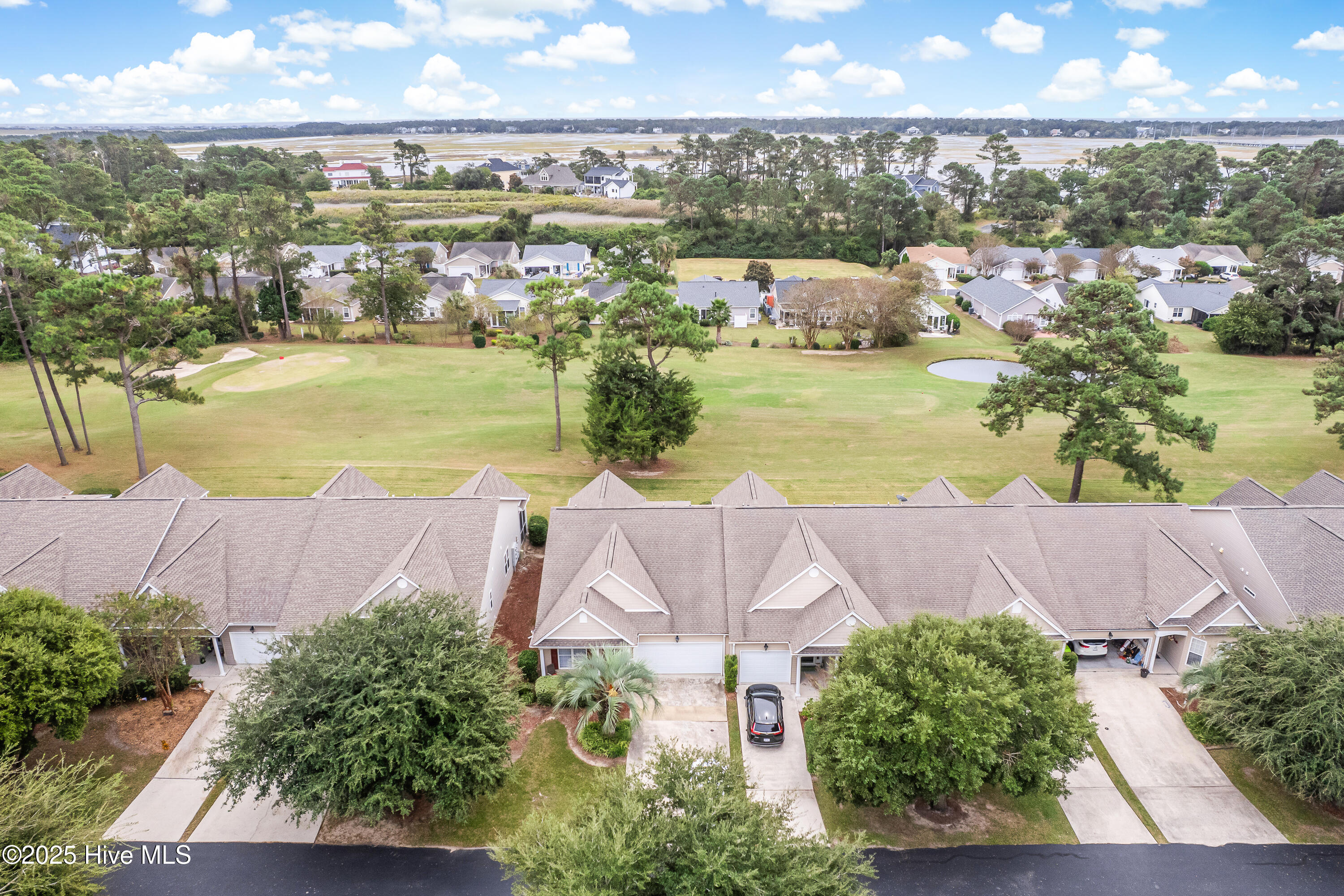 100537164 | Photo 36