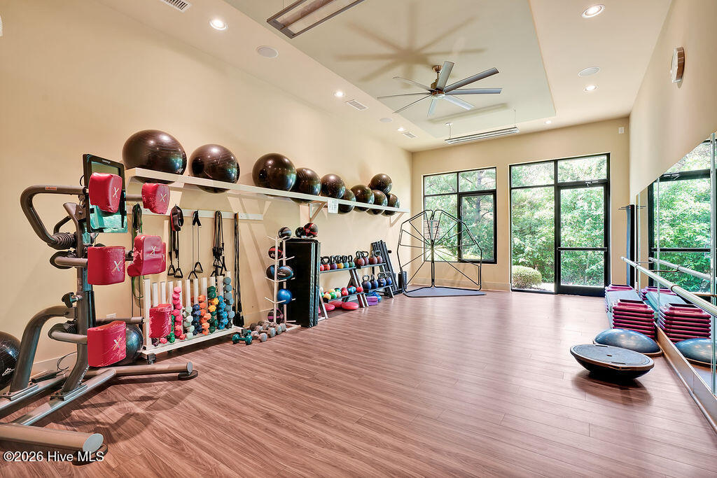 100555055 | Photo 87