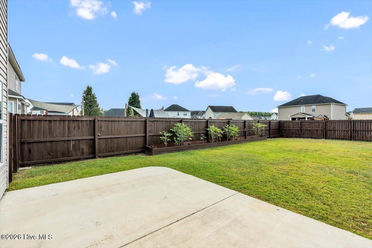 100558956 | Photo 56