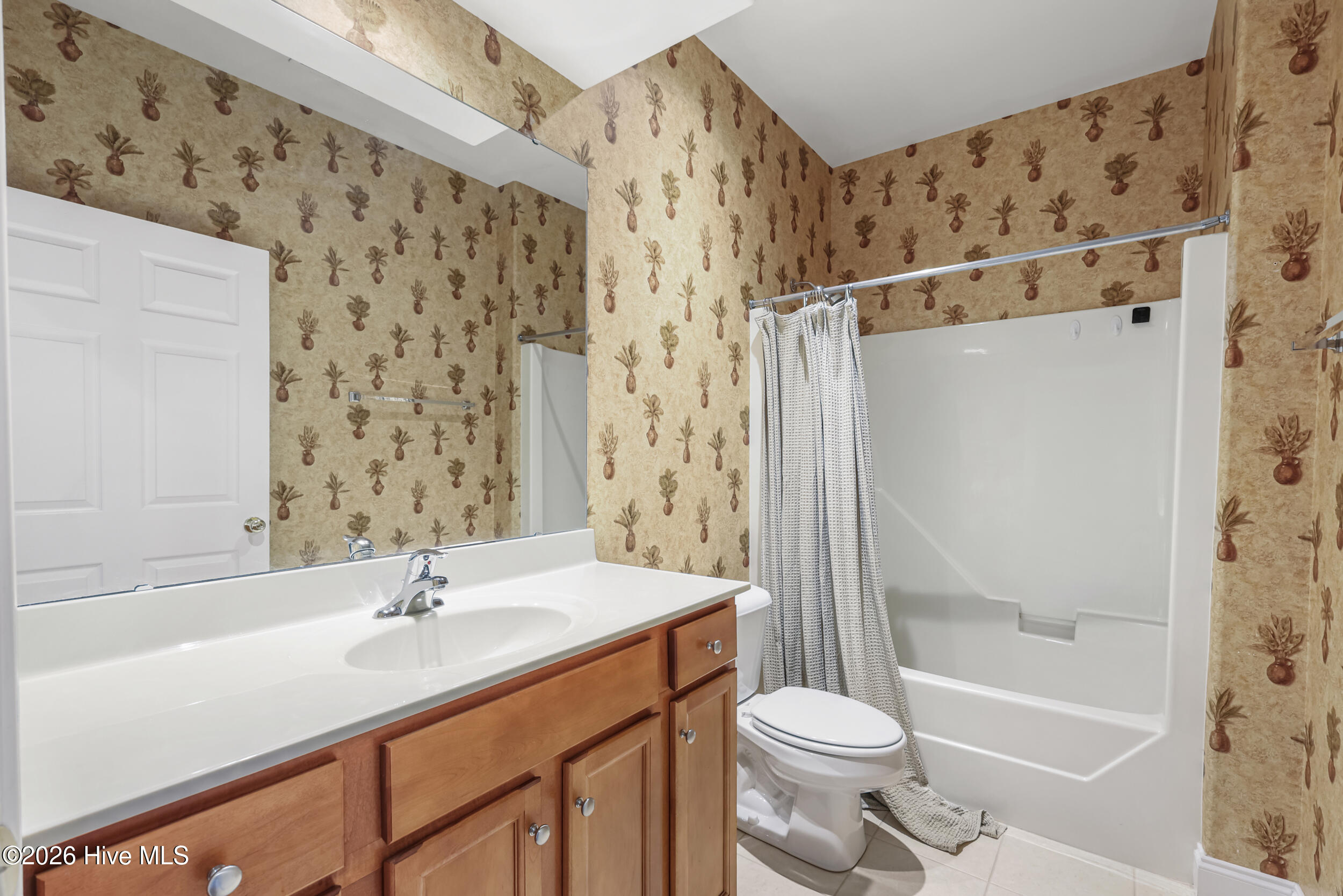 100552325 | Photo 43