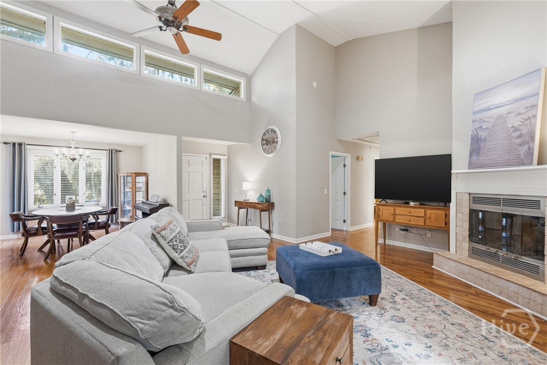 12 Moss Pointe Court