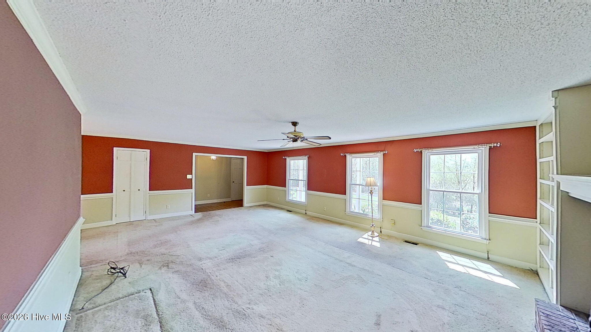 512 Raymond Drive,Arapahoe