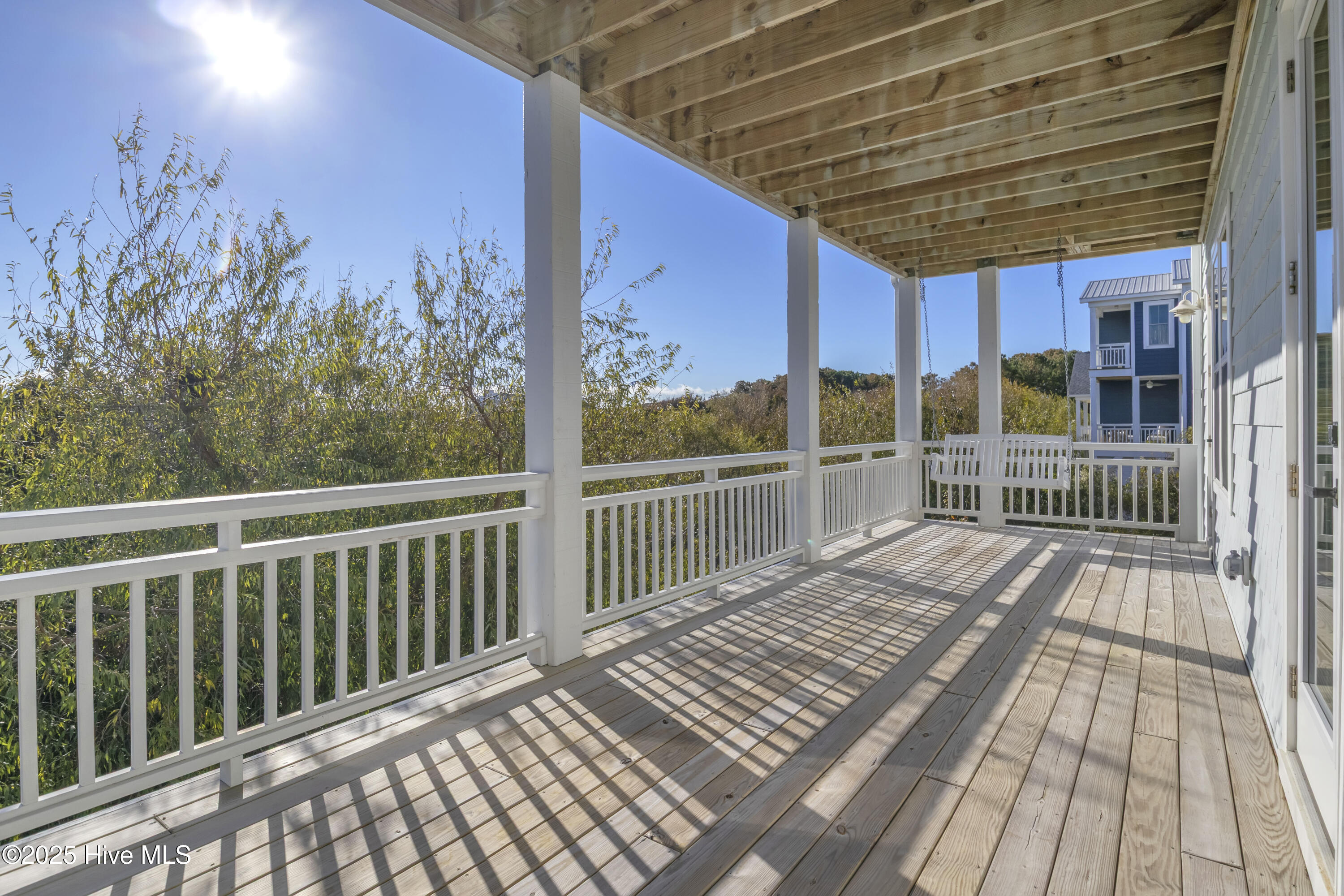 100540464 | Photo 59