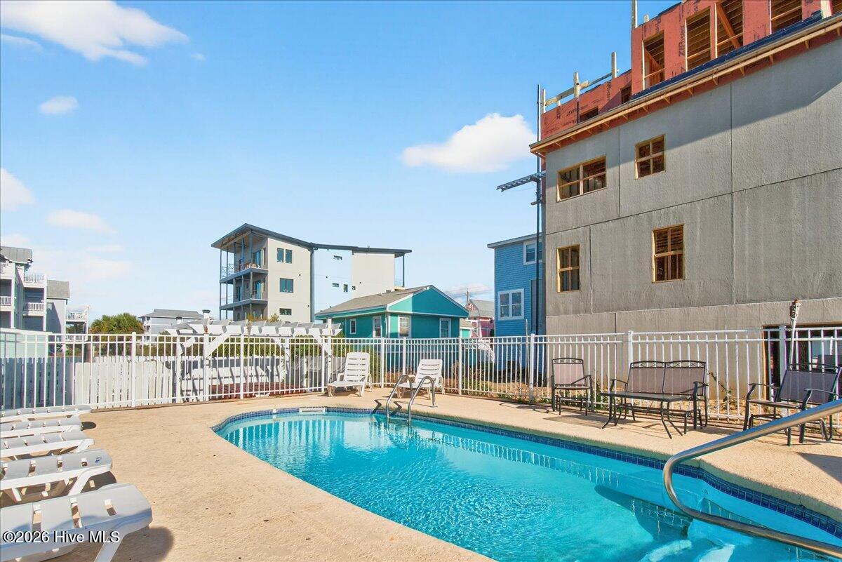 100549293 | Photo 94