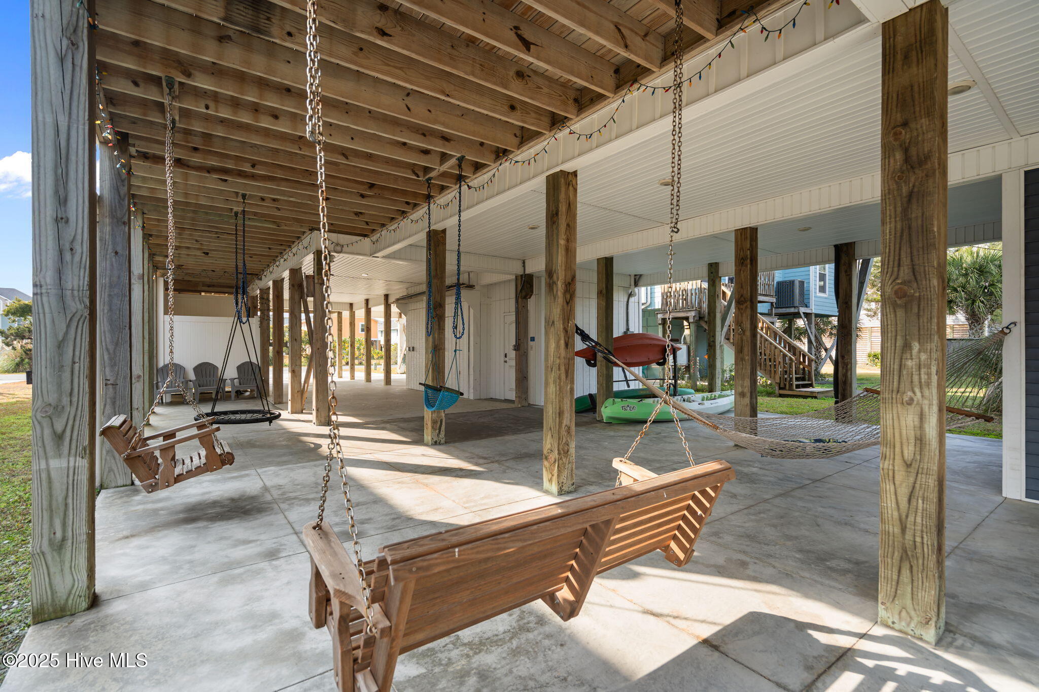 100541907 | Photo 57