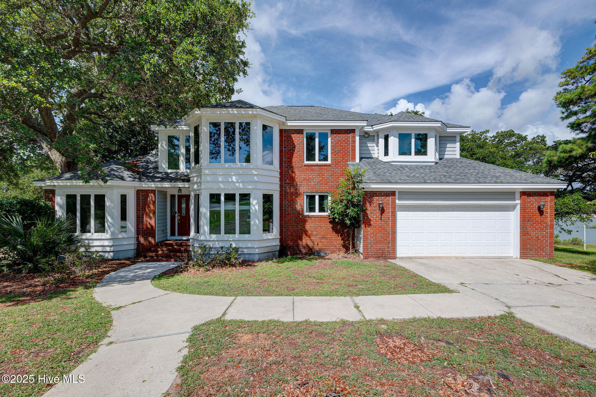 100523960 | Photo 10