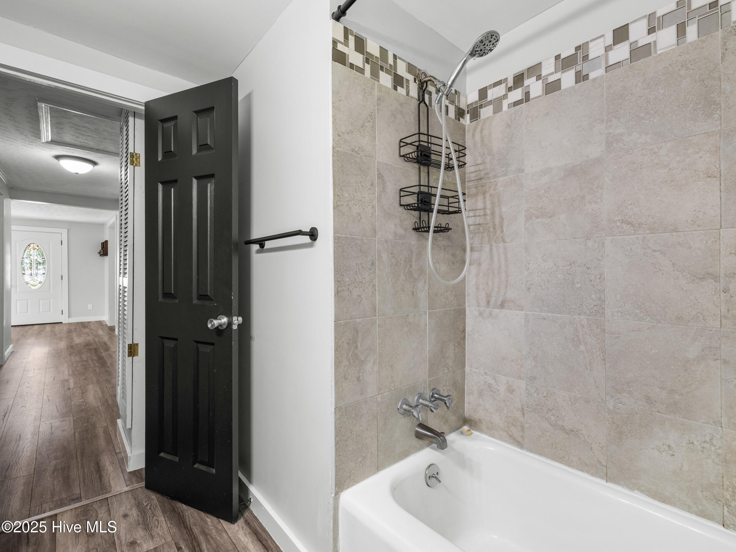 100529453 | Photo 27