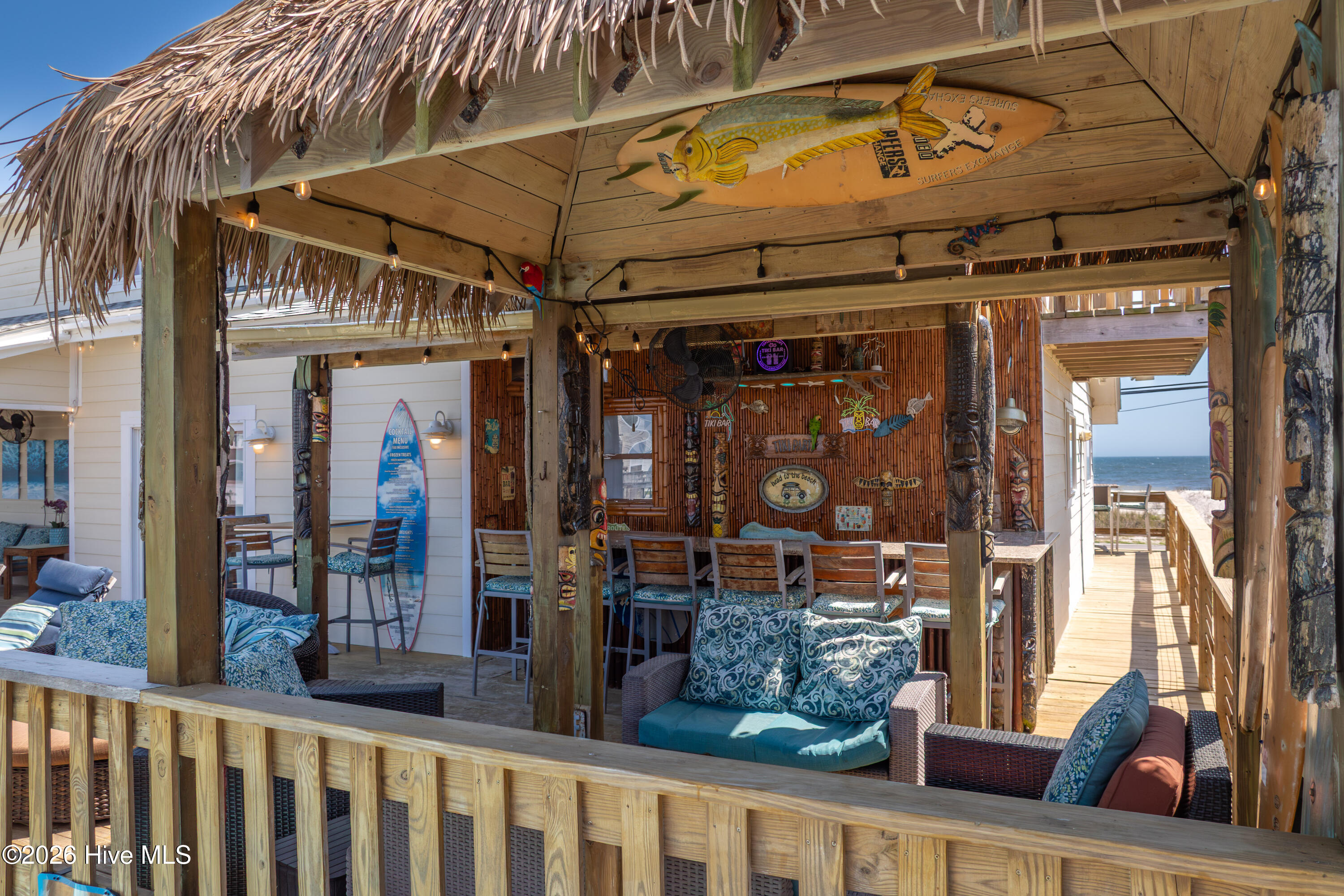 100550124 | Photo 62