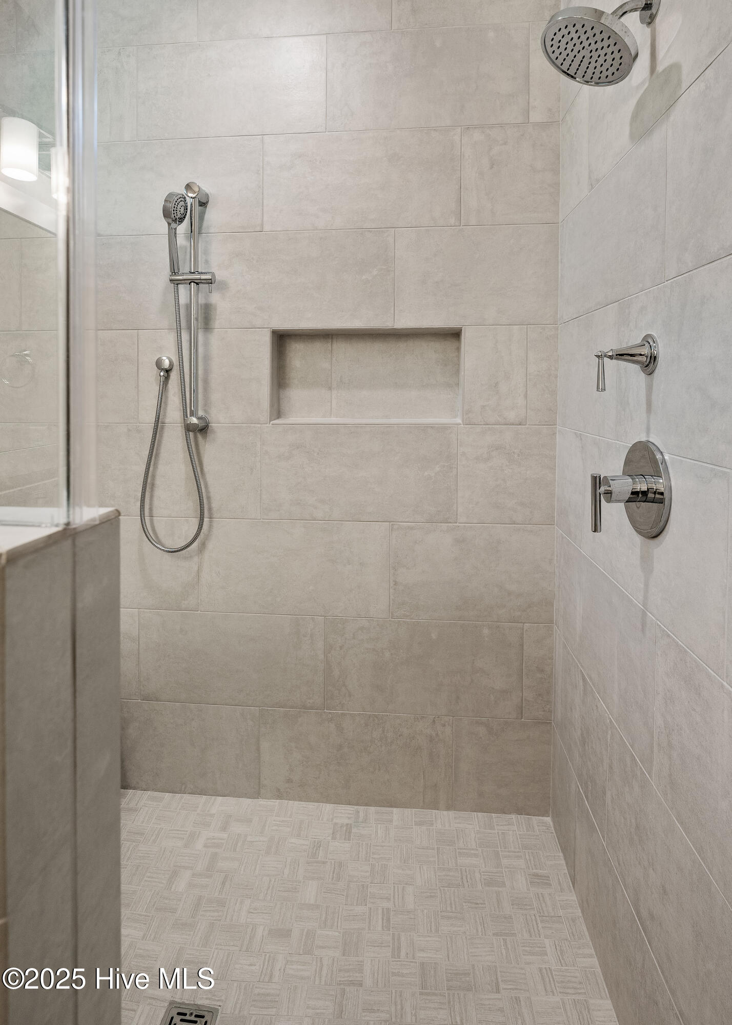 39 Streambed Way, Hampstead, NC 28443 – photo 24: Owners Shower