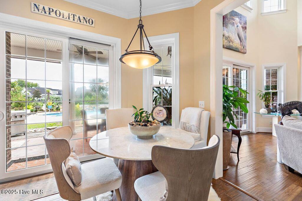 100534476 | Photo 17