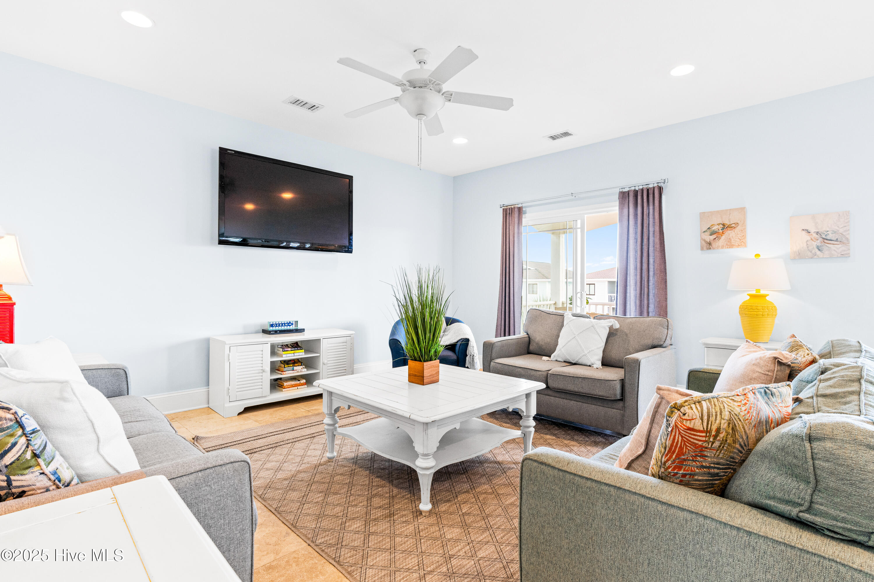 100530608 | Photo 24