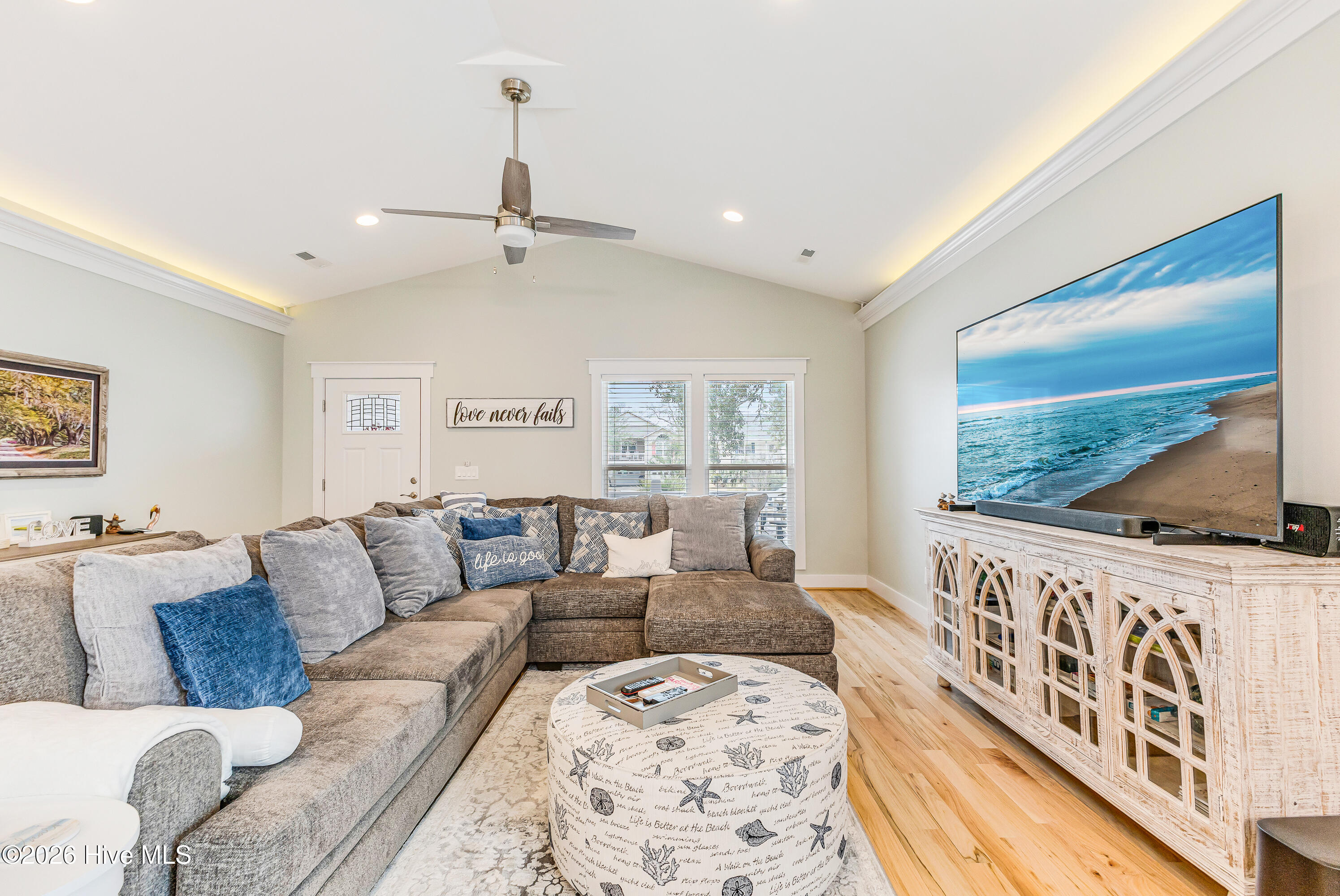 100555822 | Photo 10