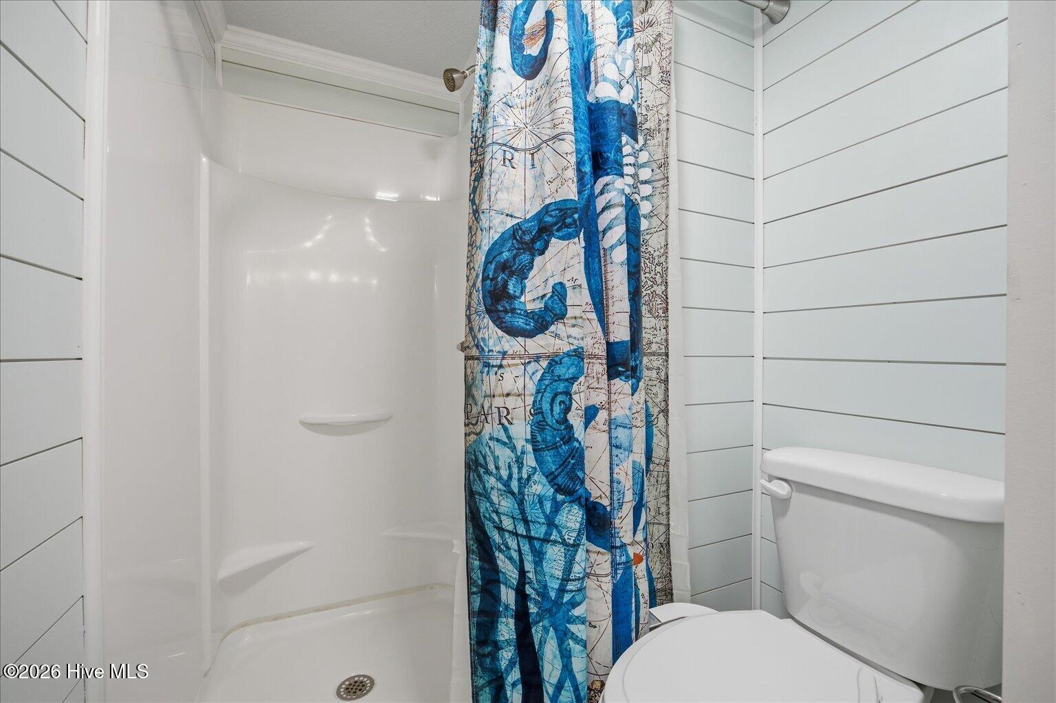 100570154 | Photo 11