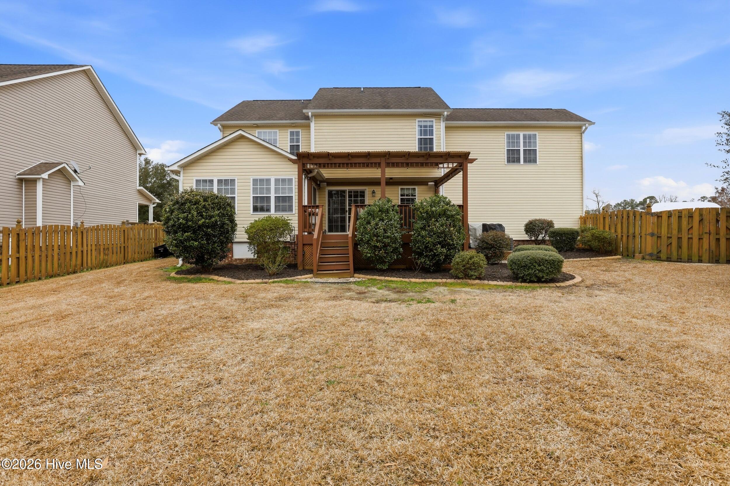 100558119 | Photo 42