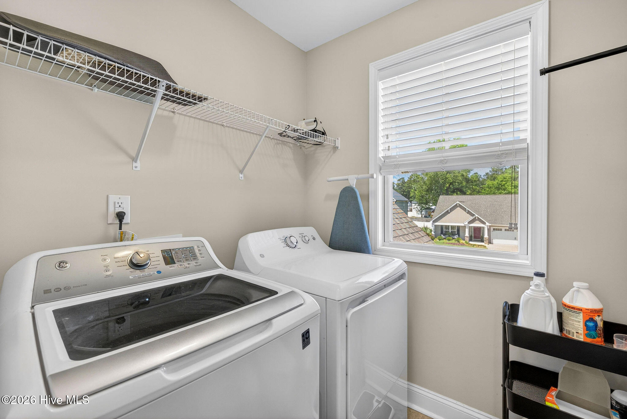 108PeriwinkleStreet-32