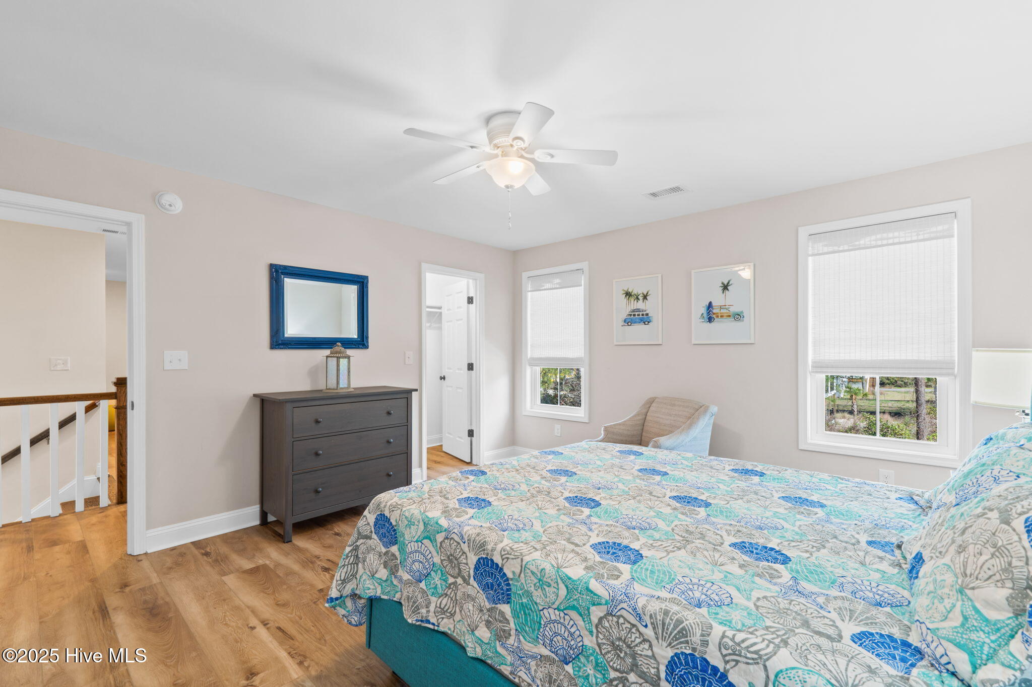 100496086 | Photo 45