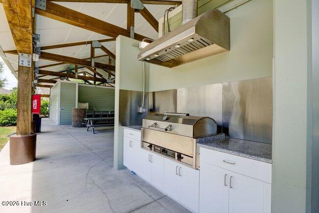 100552882 | Photo 66