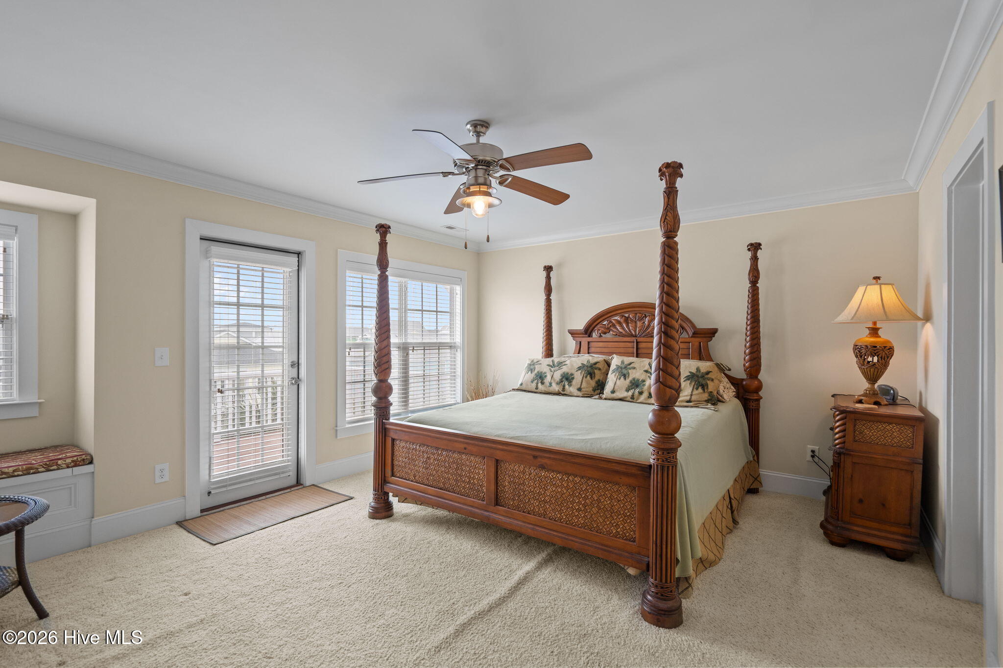 100561147 | Photo 35