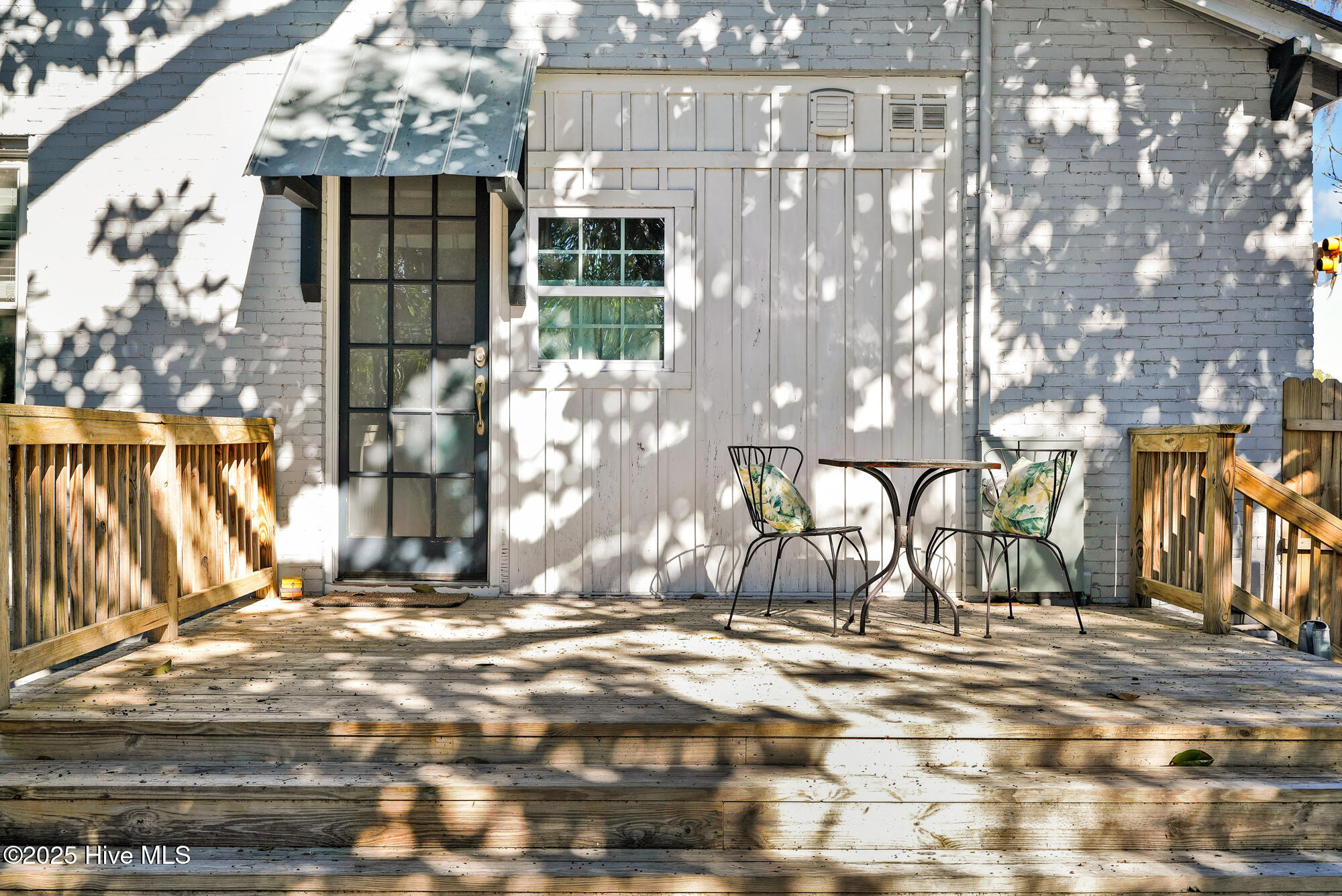 100544922 | Photo 35