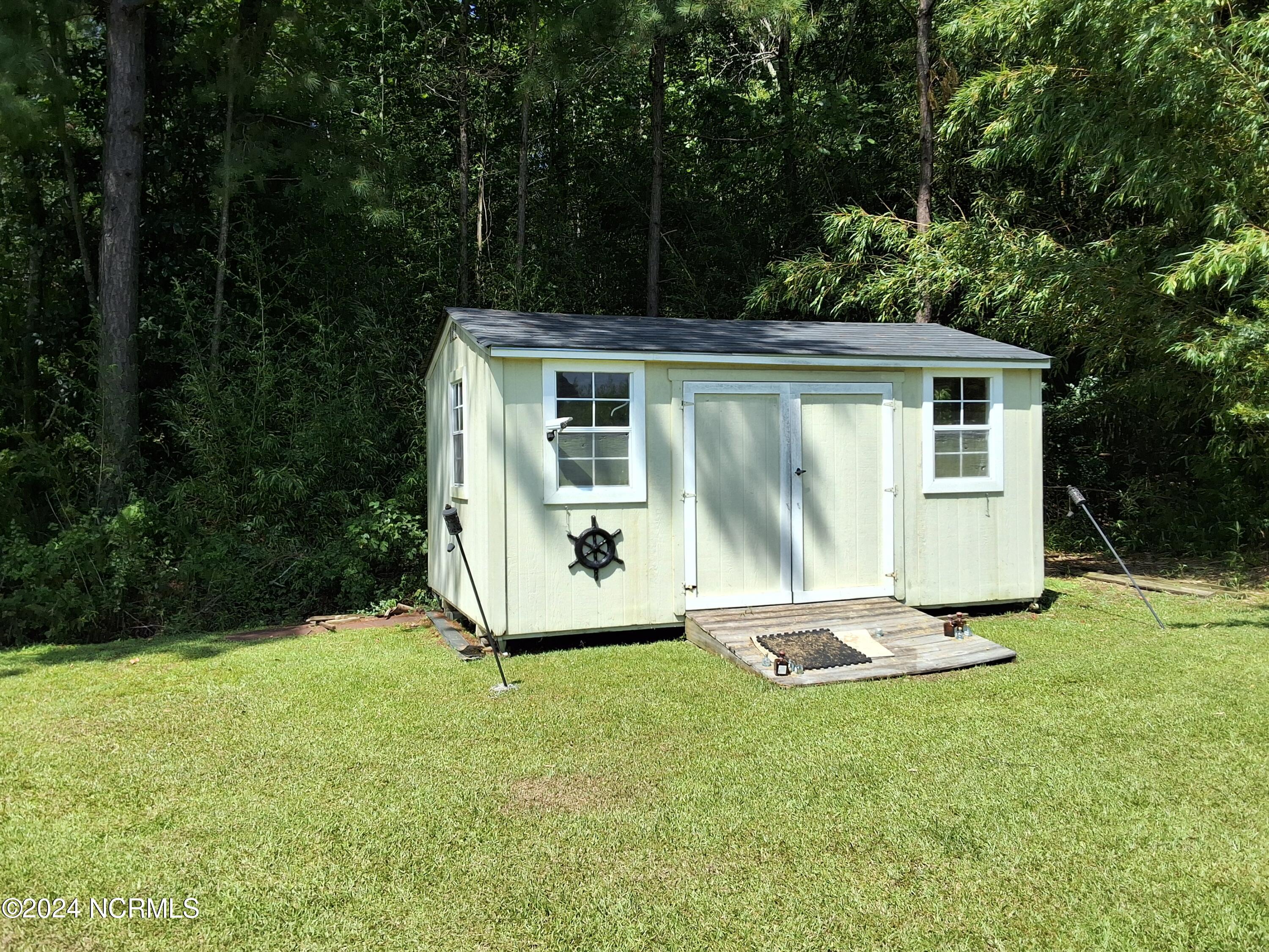 100463336 | Photo 62