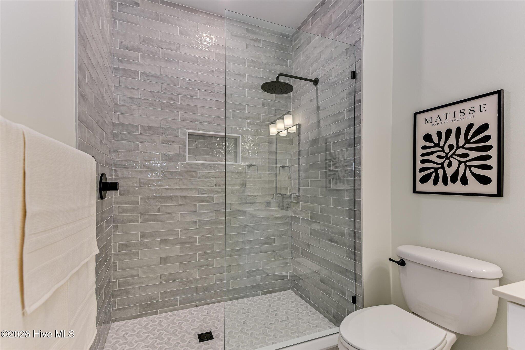 Model Unit Owner Bath