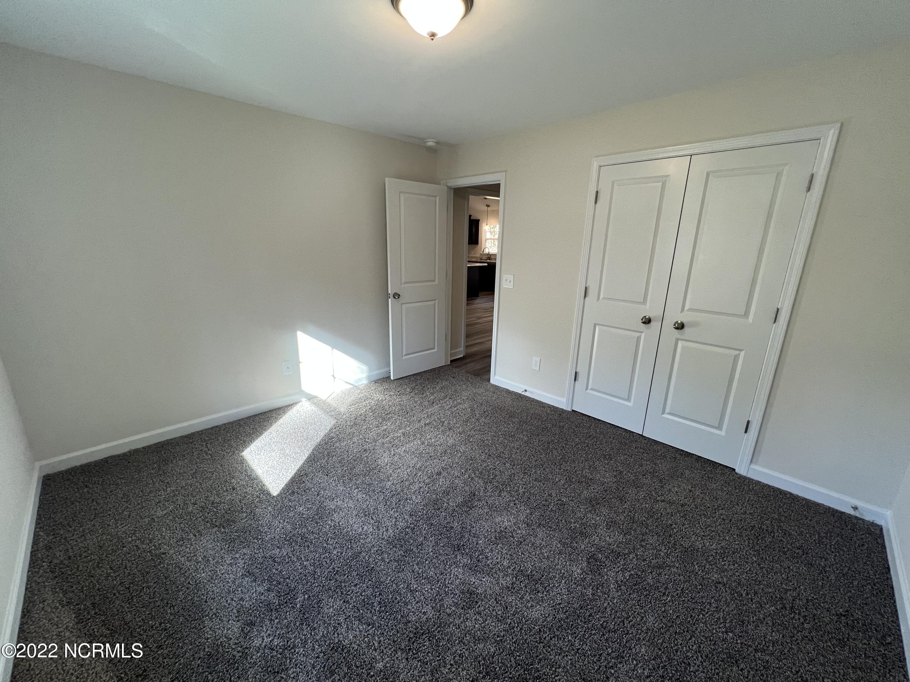 100557445 | Photo 15