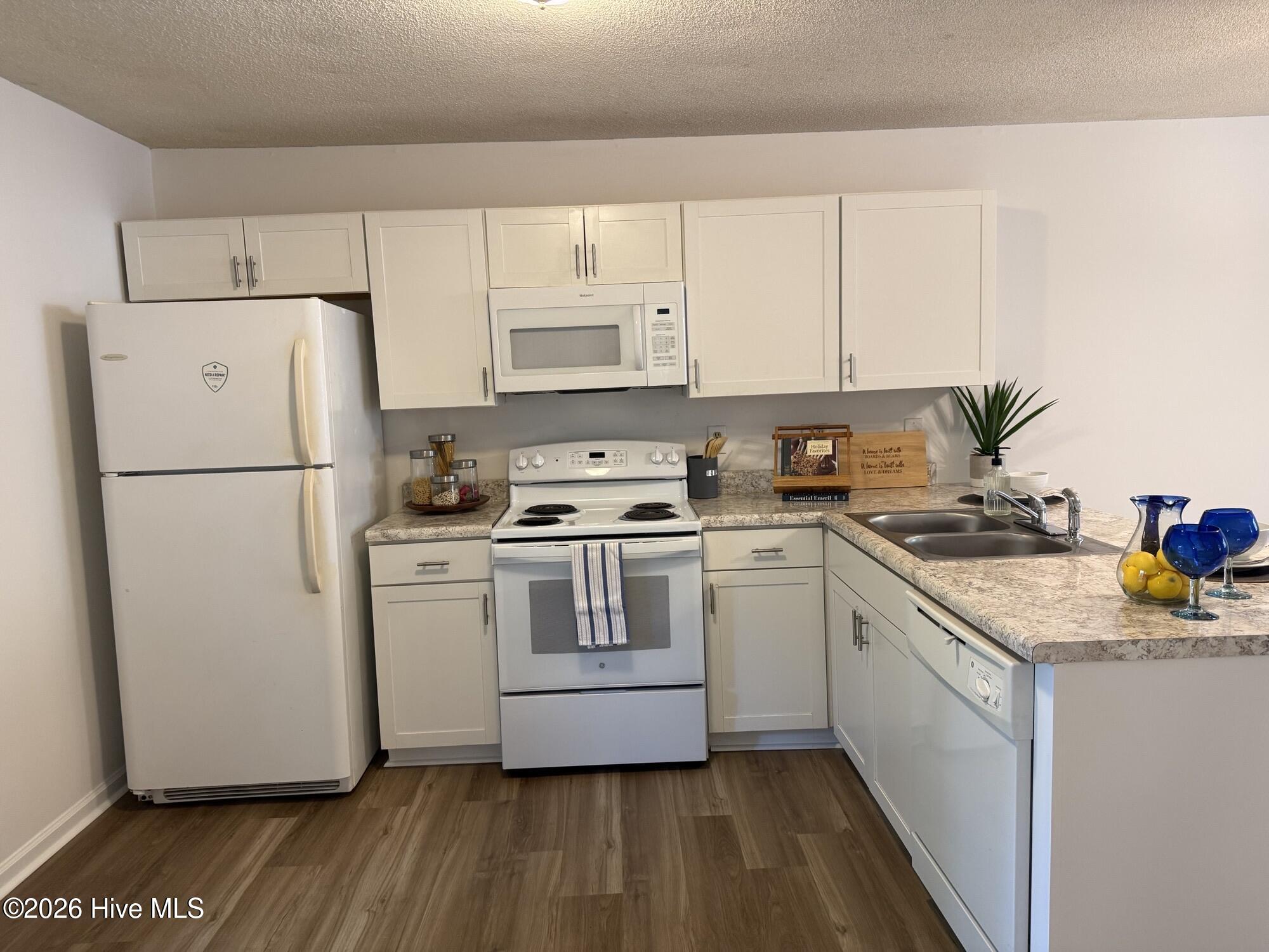 Exterior photo of 522 S Kerr Avenue 29, Wilmington, NC 28403. MLS: 100599064