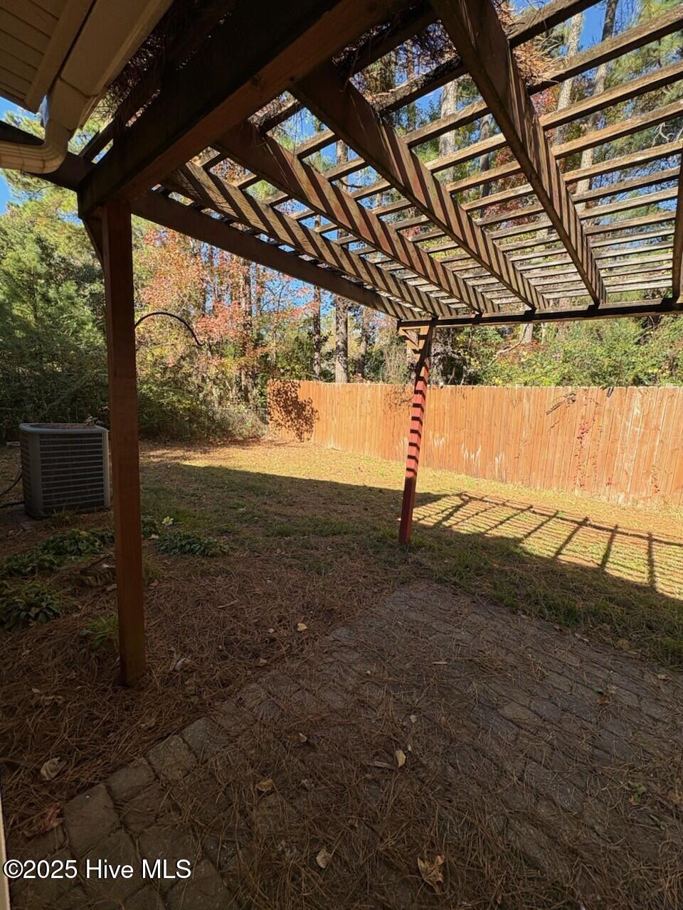 100541721 | Photo 22