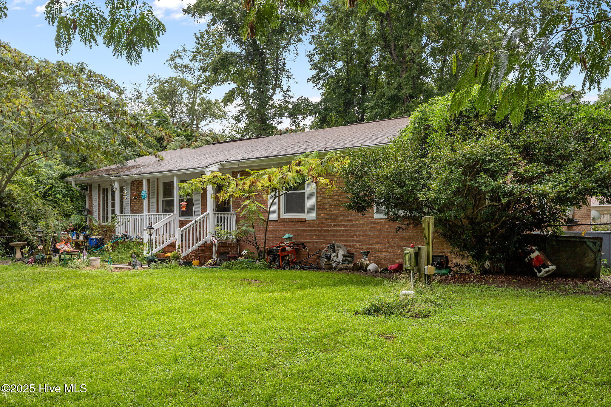 100566802 | Photo 17