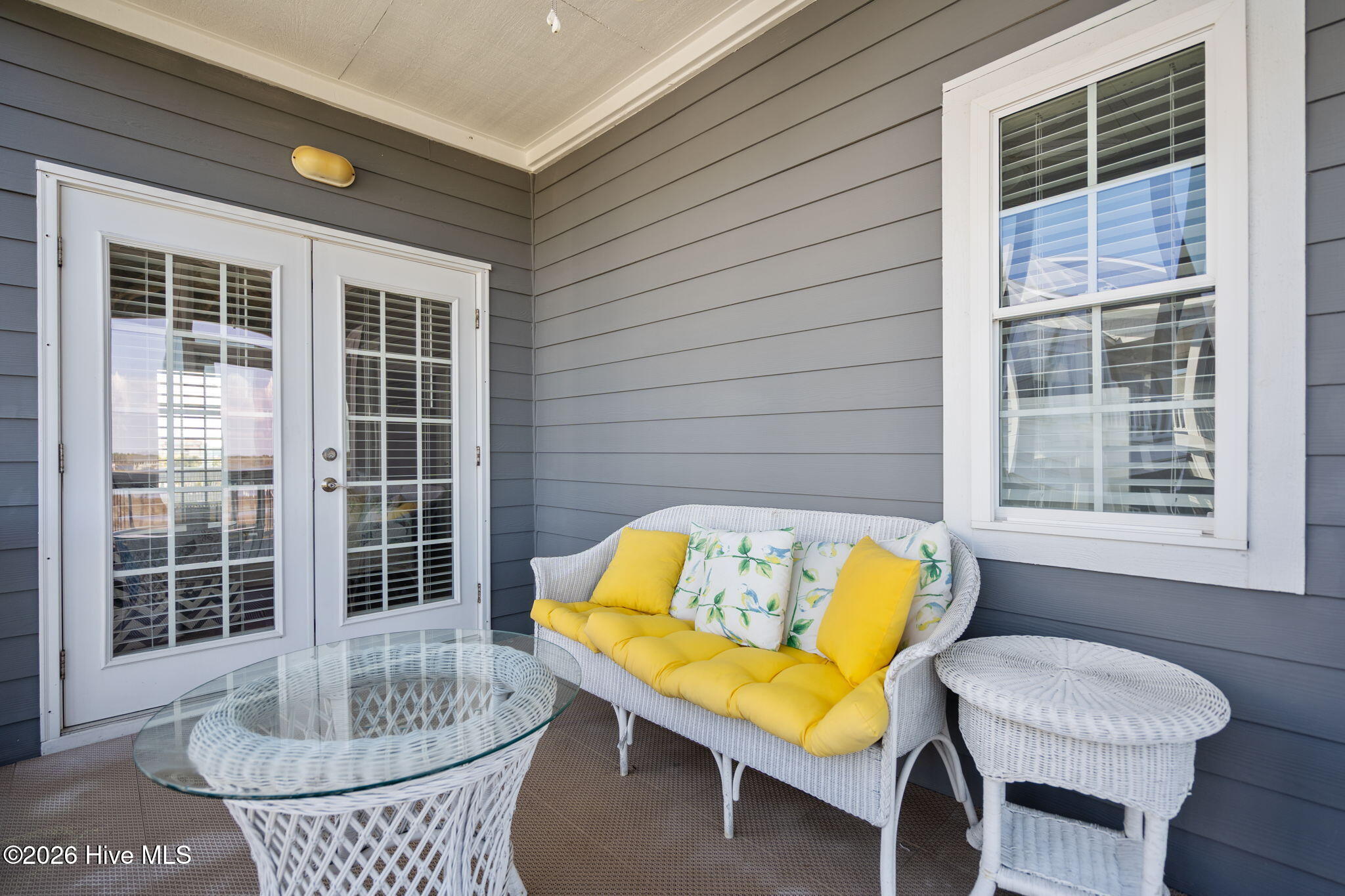 100564459 | Photo 26