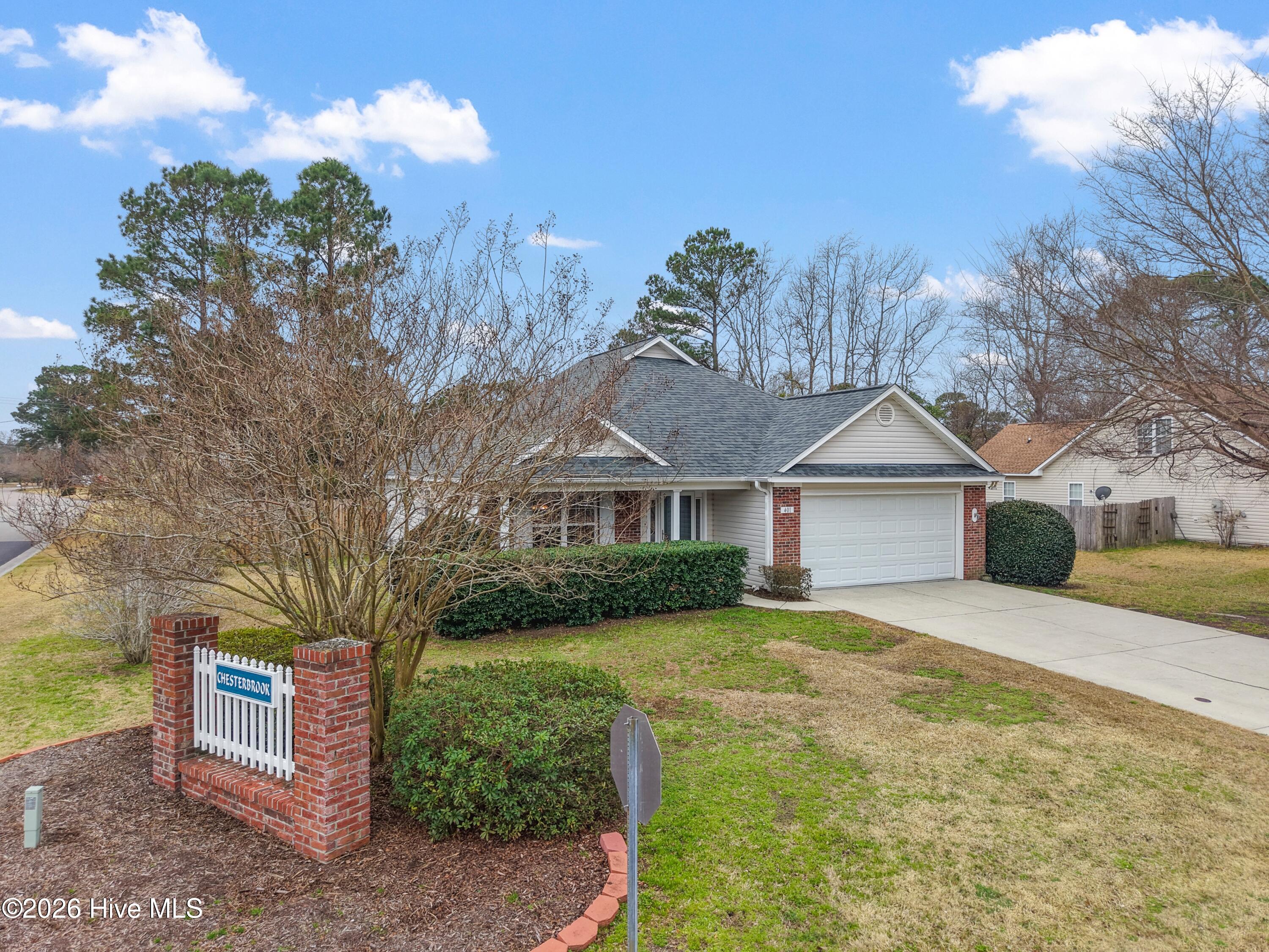 100558212 | Photo 35