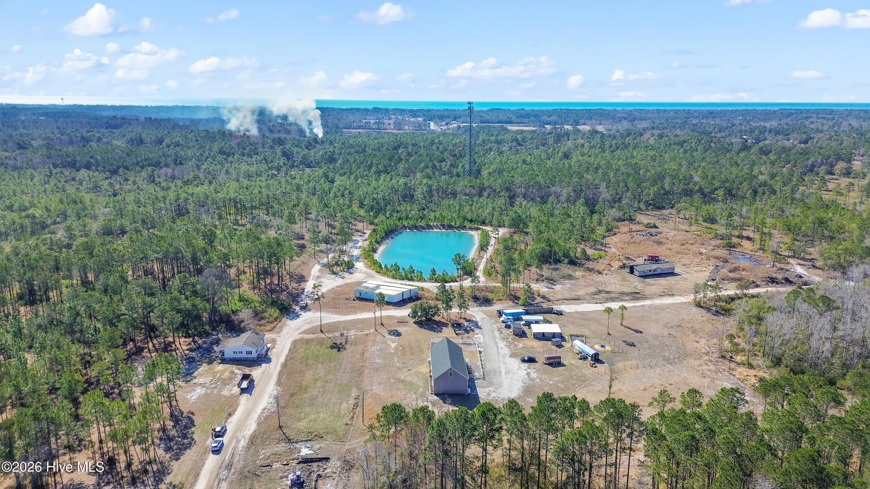 100556828 | Photo 38