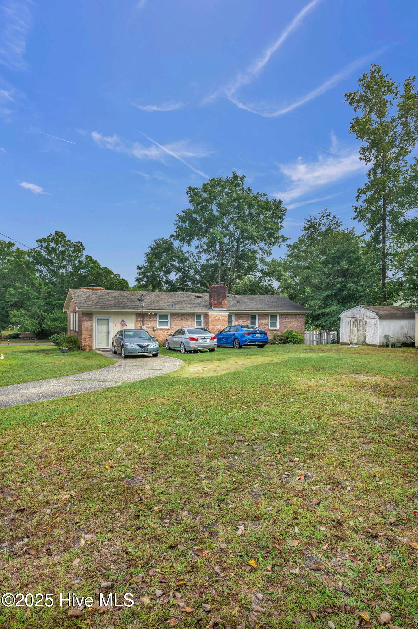 100533688 | Photo 31