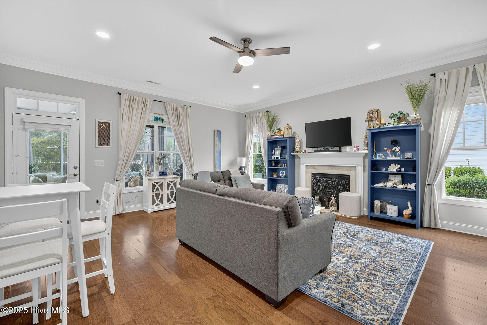 100538895 | Photo 14