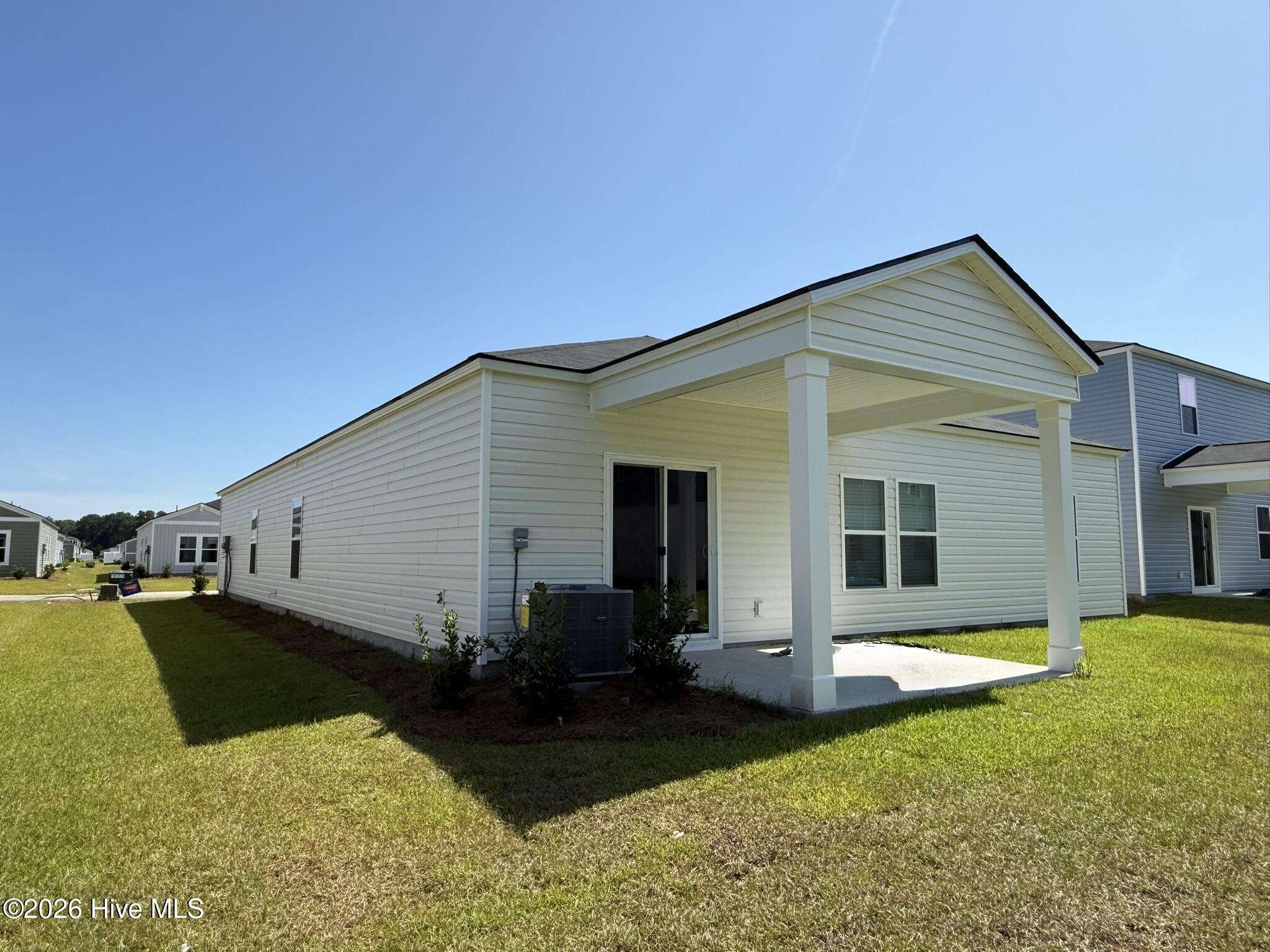 100566232 | Photo 17