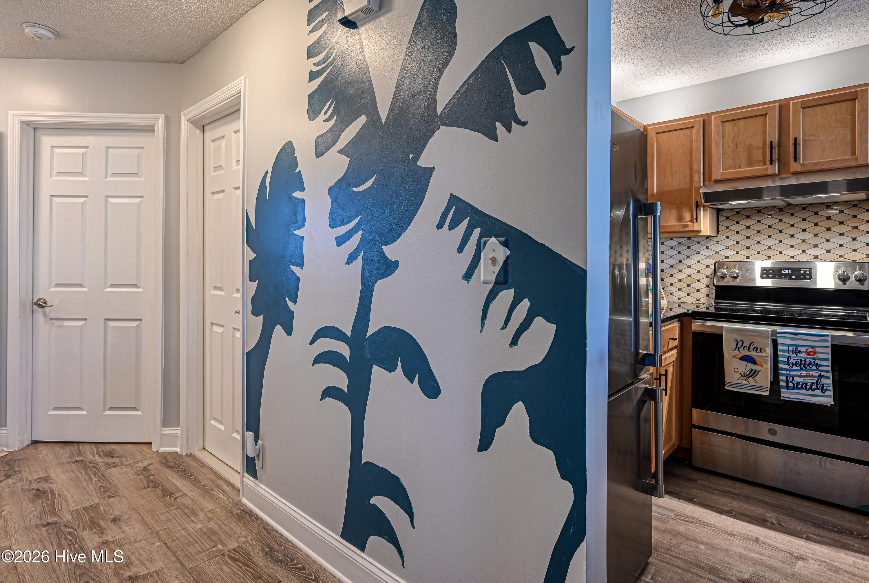 100568256 | Photo 20