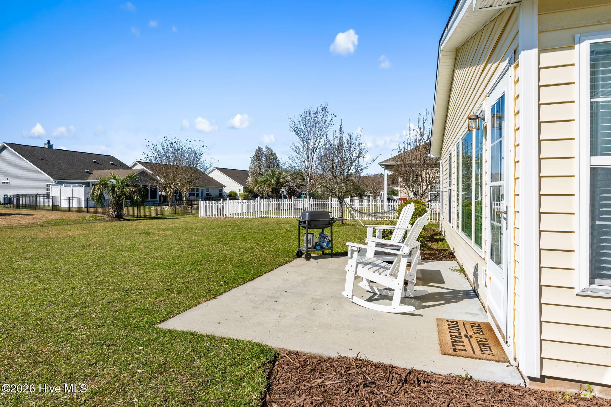 100562407 | Photo 15