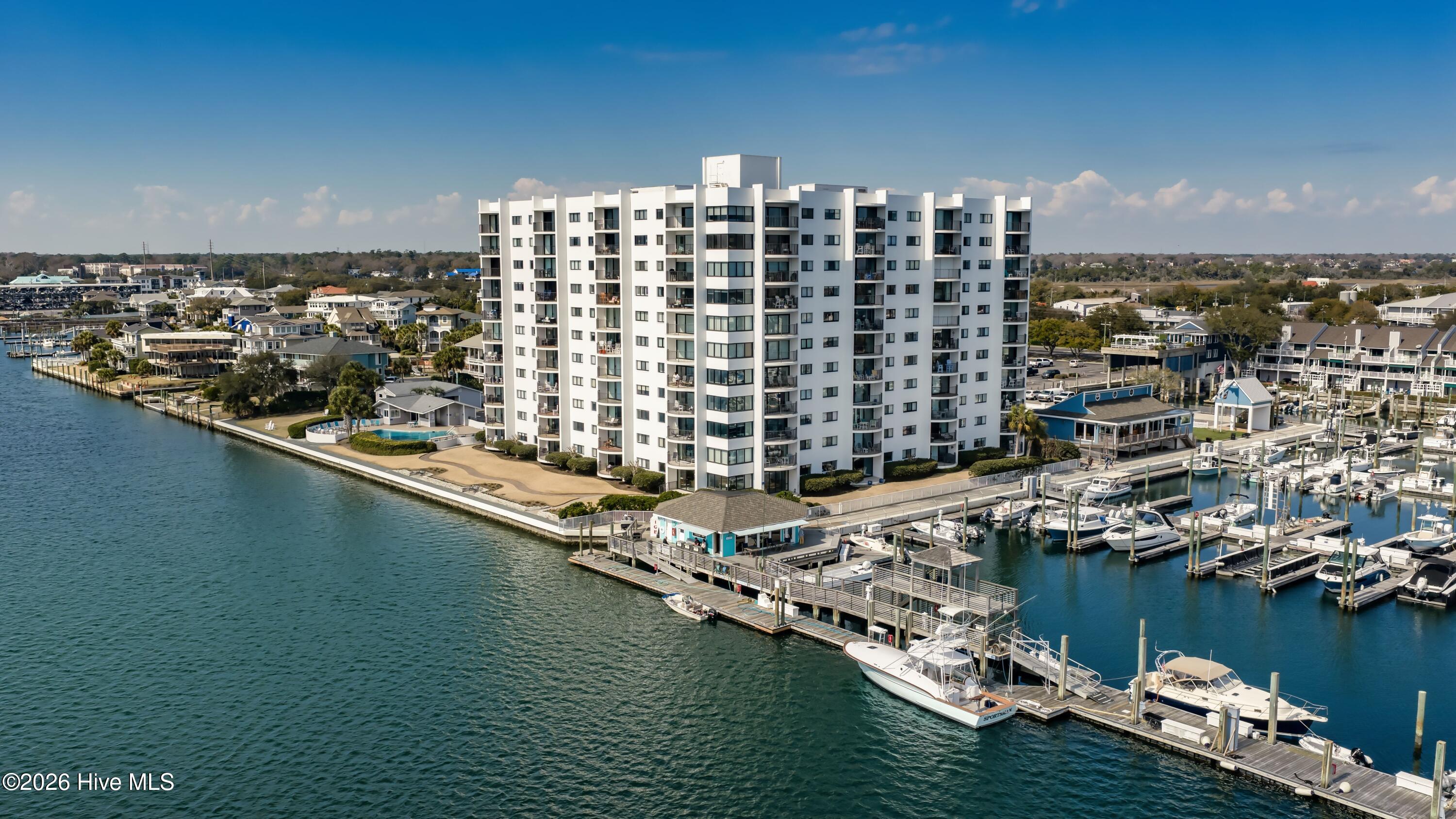 100559794 | Photo 34