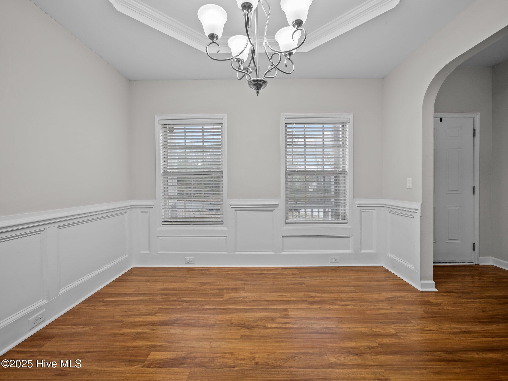 100552788 | Photo 11